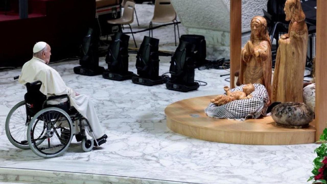 Keffiyeh Palestina Hiasi Patung Bayi Yesus di Vatikan, Sindir Israel?