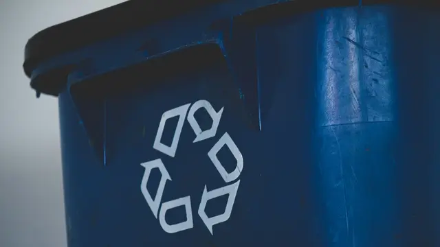 Ilustrasi Tempat Sampah