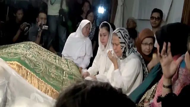 Tata Dado Meninggal Dunia