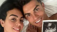 Cristiano Ronaldo dan kekasih (Sumber: Instagram/georginagio)