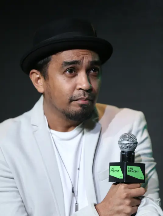 Apalagi belakangan ini, banyak selebriti yang tertangkap akibat narkoba. Diantaranya Ridho Rhoma, Iwa K Ammar Zoni dan yang terbaru anak Jeremy Thomas, Axel Matthew dan Pretty Asmara berserta 7 selebriti lain. (Adrian Putra/Bintang.com)