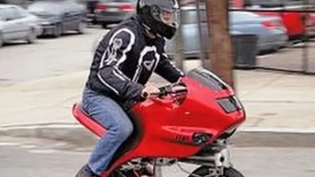 Potret Modifikasi Sepeda Motor Jadi Mini, Bikin Gagal Paham. (Sumber: Instagram/f*ckyourbikesucks)