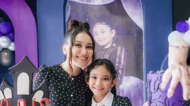 Bilqis Khumairah Razak, credit: (@ayutingting92)