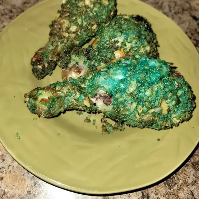 6 Potret Makanan Warna Hijau Nyeleneh Ini Bikin Heran, Ada yang Tak Sesuai