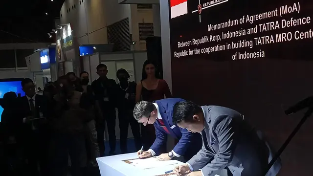 penandatanganan kerjasama antara RepublikKorp Indonesia dan Excalibur Army Republik Ceko serta Tatra Defence Vehicle Republik Ceko.