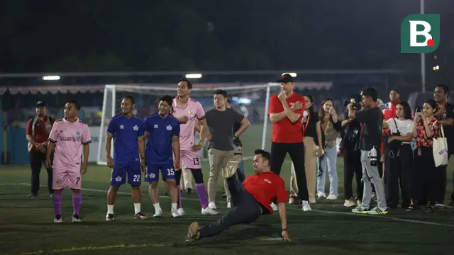 Raffi Ahmad - Fun Football Bersama Legenda Manchester United Peter Schmeichel