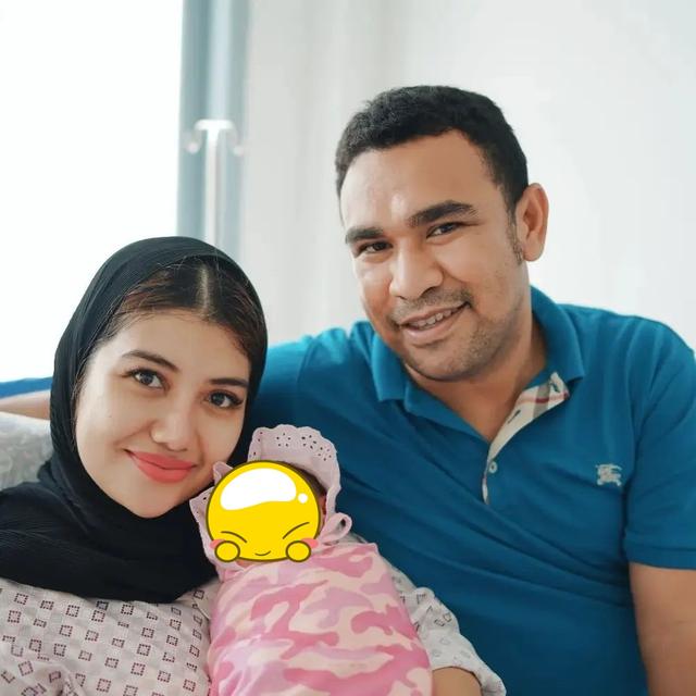 Persalinan Anak Pertama Icha Calista