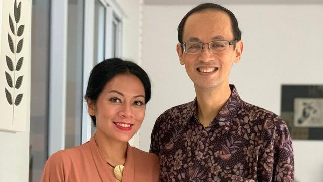 Reza Gunawan dan Dewi Lestari. (Foto: Dok. Instagram @rezagunawan)