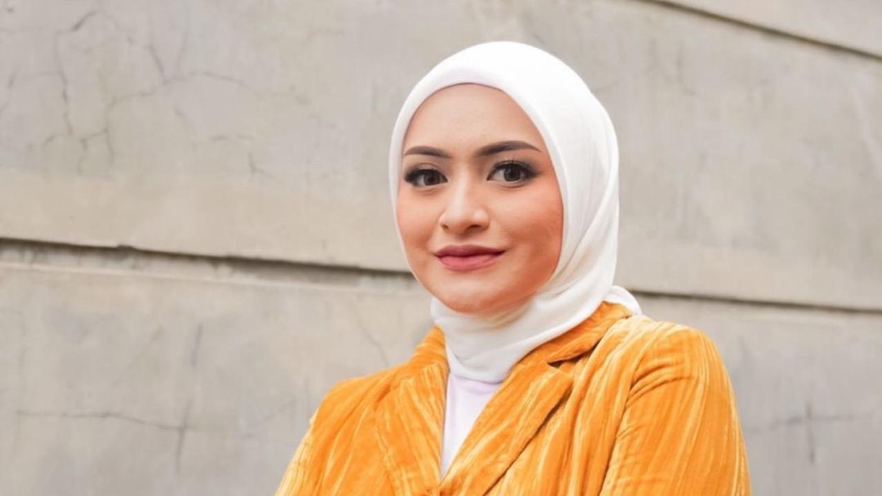 Nathalie Holscher. (Foto: Dok. Instagram @nathalieholscher)