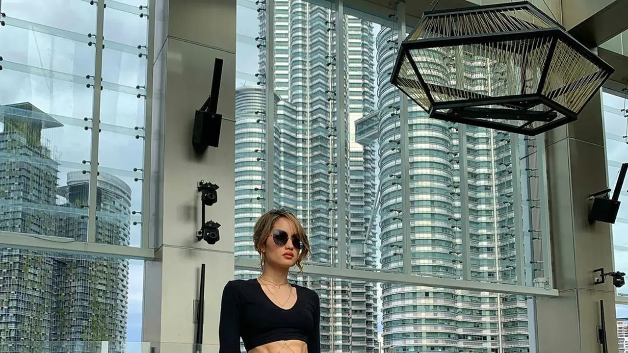 Cinta Laura Kiehl