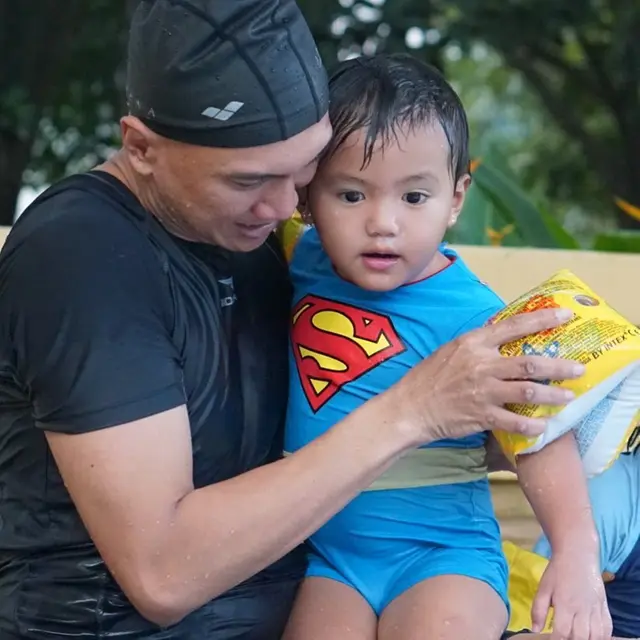 Curhatan Soal Anak Bungsunya Viral, Ini 6 Potret Anji dan Sigra Umar yang Idap ASD