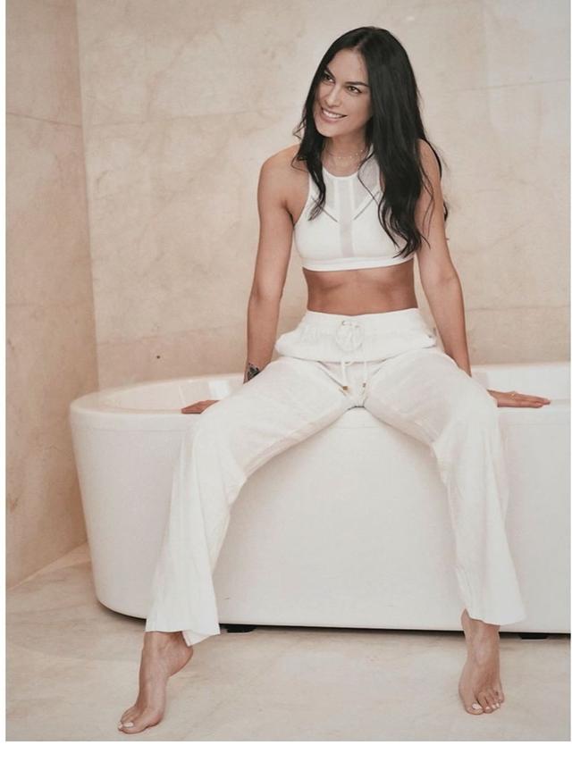 7 Potret Transformasi Sophia Latjuba, Cantik dari Dulu