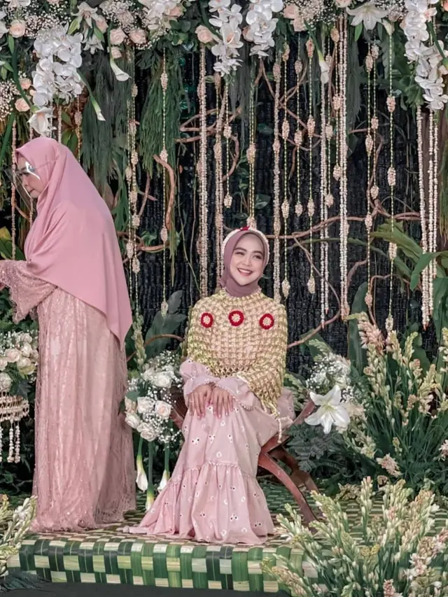 7 Momen Siraman Ria Ricis Jelang Pernikahan, Penuh Kebahagiaan