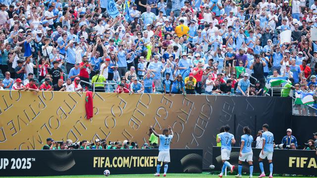 Foto: Manchester City Sikat Wydad Casablanca, Tijjani Reijnders Rasakan Debut