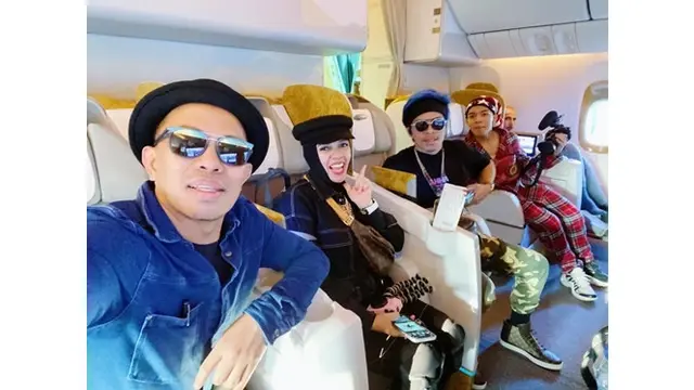 Biasa Kekinian, Ini 6 Gaya Trendi Halilintar Asmid Bareng Atta Halilintar