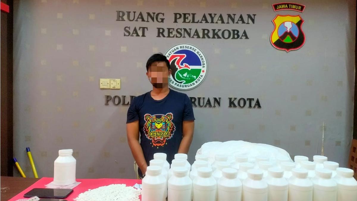 Polisi Sita 28 Ribu Pil Koplo Dari Pengusaha Warkop Di Pasuruan