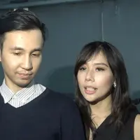 Cherly eks Cherrybelle dan calon suaminya, Arthur Panjaitan menceritakan foto prewedding dadakan di Jepang.