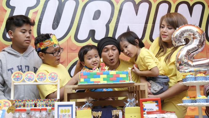 Anji Ogah Rayakan Ultah Anak di Rumah - News ...