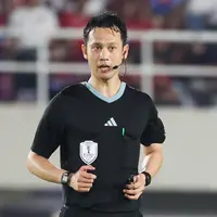 Gerald Vanenburg Soroti Kinerja Wasit Koji Takasaki Usai Final AFF U-23: Kehilangan Akal Sehatnya