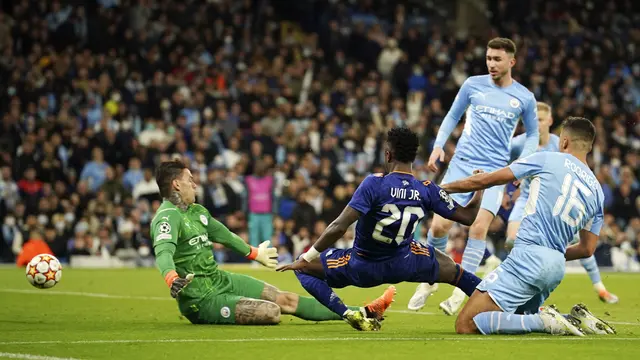 Foto: Drama 7 Gol Warnai Kemenangan Manchester City atas Real Madrid di Liga Champions