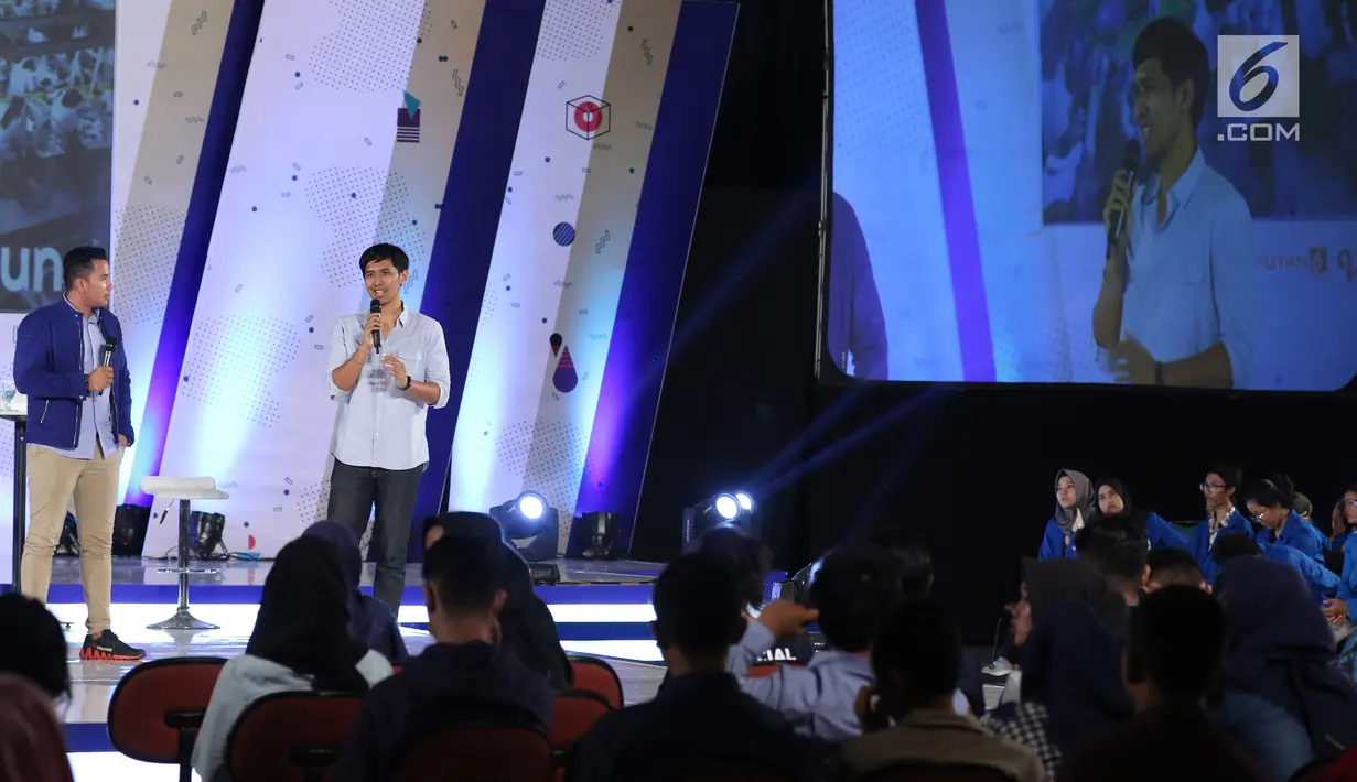CEO  Brodo Yukka Harlanda menjadi pembicara dalam acara Emtek Goes To Campus (EGTC) 2018 di Universitas Gajah Mada, Yogyakarta, Rabu (17/10). Yukka Harlanda berbagi cerita bagaimana cara berbisnis. (Liputan6.com/Herman Zakharia)