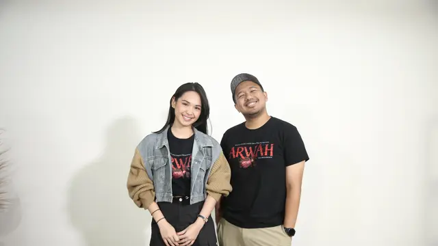 Joshua Suherman dan Sarah Beatrix