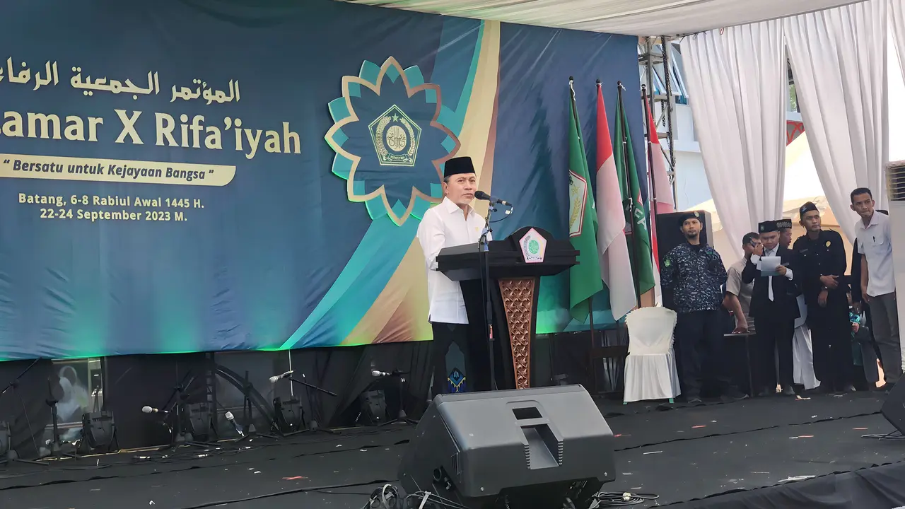 Menteri Perdagangan (Mendag) Zulkifli Hasan menghadiri Muhktamar ke -10 Rifaiyah di Batang, Jawa Tengah.