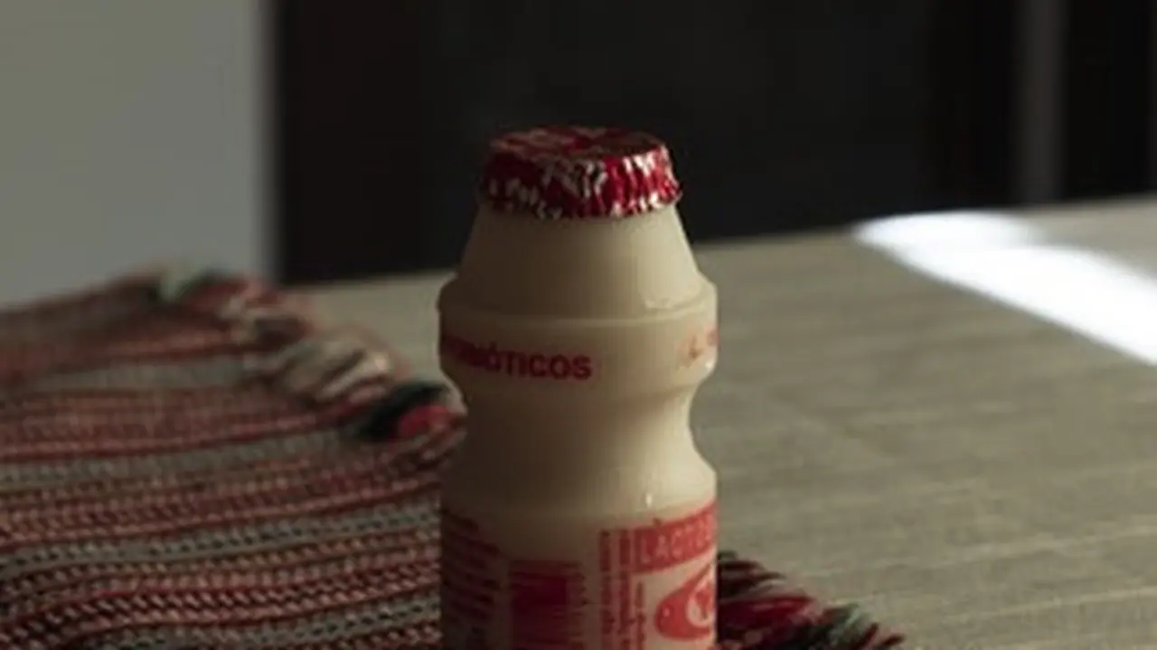 Manfaat Minum Yakult