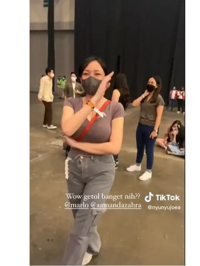 Resmi Cerai, Ini 5 Momen Amanda Zahra Terciduk Nonton Konser LANY Bareng Marlo