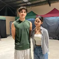 Gaya Serasi Putra Maudy Koesnaedi dan Putri Cut Tary Saat Bertemu Bersama. [@cuttaryofficial]