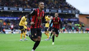 Striker muda Bournemouth, Eli Junior Kroupi, merayakan golnya ke gawang Wolverhampton Wanderers di lanjutan Premier League pada 31 Januari 2026. (Darren Staples / AFP)
