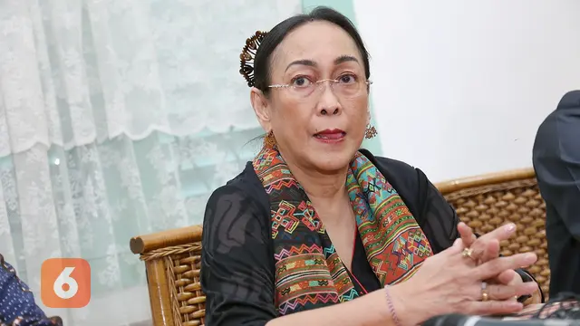 [Bintang] Sukmawati Soekarnoputri