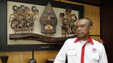 Sekretaris Kemenpora, Gatot Dewa Broto, saat berada di Gedung Kemenpora, Jakarta, Selasa (9/1/2018). Selain menjabat sesmenpora, pria asal Yogyakarta ini juga merupakan vice president II pada Asian Games 2018. (Bola.com/Vitalis Yogi Trisna)
