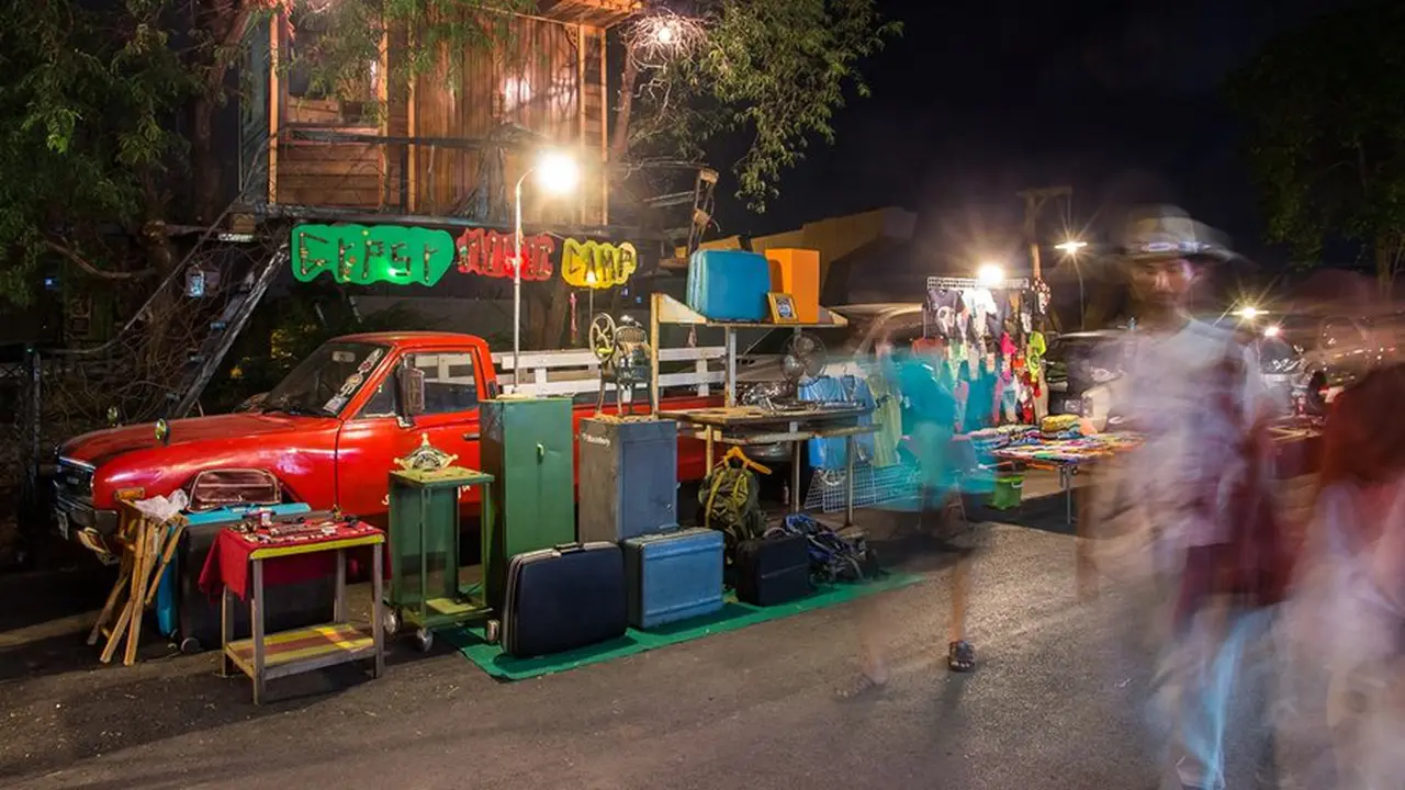 7 Pasar Malam Ini Harus Kamu Sambangi Saat 'Traveling' ke Bangkok