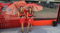 Umbrella Girl Ducati Corse di MotoGP Mandalika 2023  (Liputan6.com/Thomas)