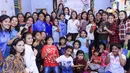 Jessica Iskandar merayakan ulang tahun bersama anak-anak yatim piatu di Panti Asuhan Dorkas, Kebon Sirih, Jakarta Pusat, Minggu (29/1). Selain para penggemarnya, terlihat beberapa sahabatnya terlihat hadir.  (Instagram/inijedar)