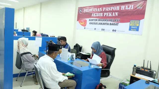 Kantor Imigrasi Jakarta Barat Layani Pembuatan Paspor Haji di Akhir Pekan