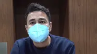 Raffi Ahmad saat membeberkan kronologi isu pesta usai vaksinasi Covid-19 dosis pertama. (Foto: YouTube RANS Entertainment)