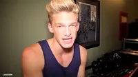 [VIDEO] Justin Bieber Siap Promosikan Cody Simpson