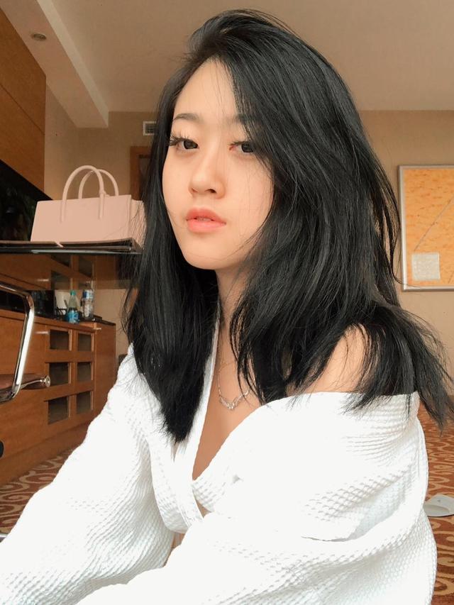 Sebelum Eriska Keysa, 5 Wanita Ini Pernah Menjalin Asmara dengan Young Lex