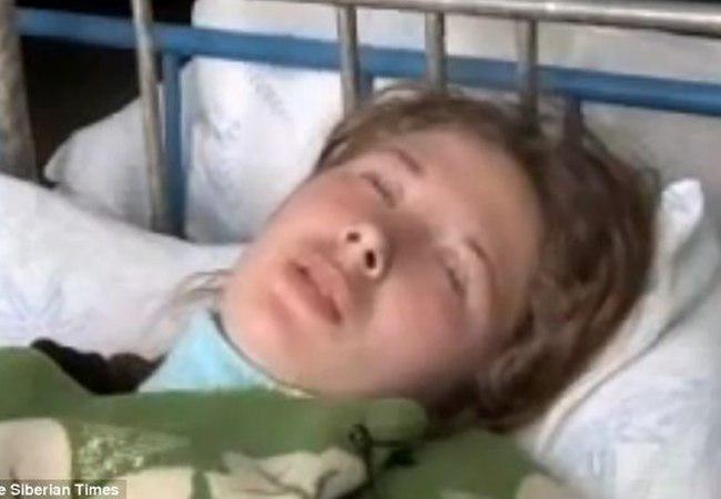 Salah satu penduduk yang mengalami epidemi tidur | foto: copyright dailymail.co.uk