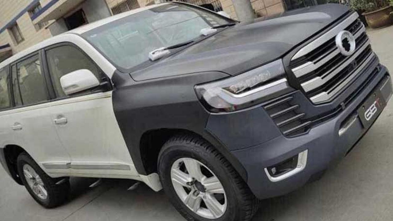 Konversi kit ini bisa mengubah tampilan LC200 menjadi All New Land Cruiser 300 (Autoindustriya)