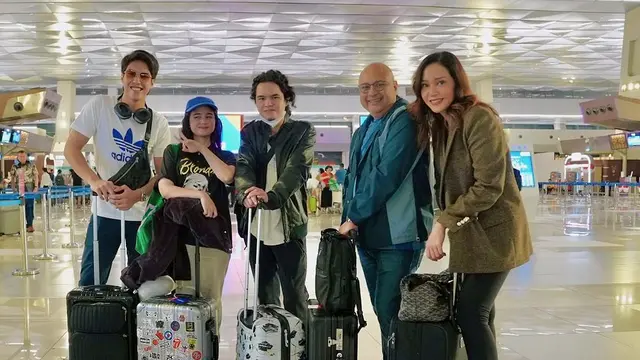Maia Estianty, El Rumi, Tissa Biani liburan ke Inggris (foto: instagram maiaestiantyreal)