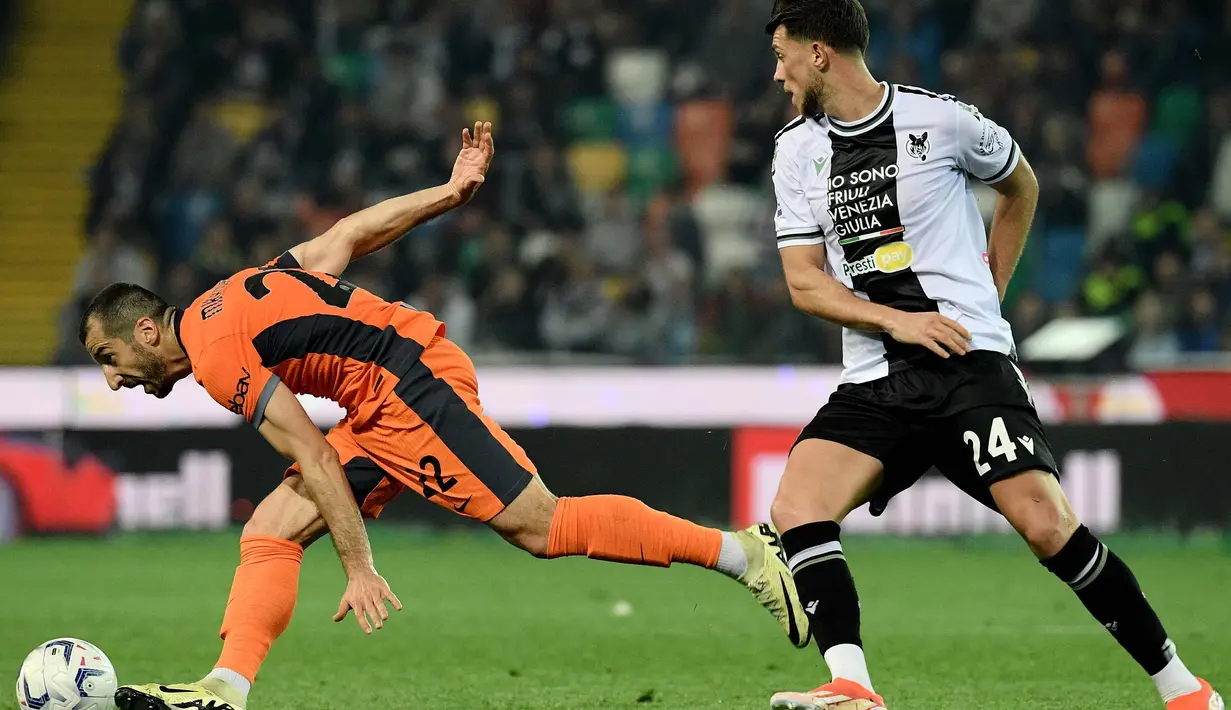 Di babak pertama, Udinese sempat unggul lebih dulu lewat gol Lazar Samardzic di menit ke-40. (Filippo MONTEFORTE/AFP)