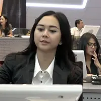 Aura Kasih mengaku tertarik untuk belajar saham saat mengunjungi Bursa Efek Indonesia (BEI). Lalu seperti apa sih ketertarikan Aura dalam belajar soal bisnis saham ini?  