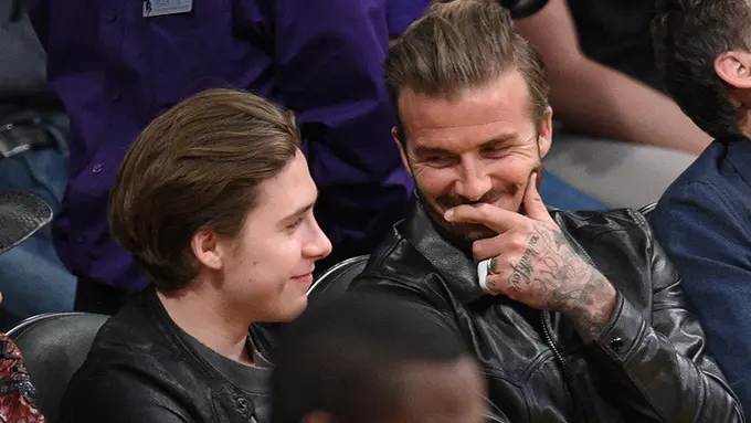 [Bintang] David Beckham dan 5 Hot Papa yang Punya Anak Nggak Kalah Ganteng