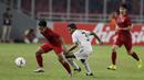 Gelandang Timnas Indonesia, Andik Vermansah, berusaha mengontrol bola saat melawan Timor Leste pada laga Piala AFF 2018 di SUGBK, Jakarta, Selasa (13/11). Indonesia menang 3-1 atas Timor Leste.(Bola.com/M. Iqbal Ichsan)
