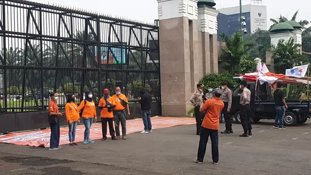 Massa aksi Demo Buruh May Day Fiesta akan mengadakan unjuk rasa di depan Gedung DPR MPR dan Gelora Bung Karno (GBK) Senayan, Jakarta, hari ini Sabtu (14/5/2022).