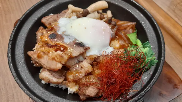 Ada Rasa Korea dalam Kotak Bento Yakiniku Jepang Karubi Maru