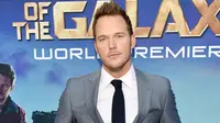 Chris Pratt bergurau bahwa ia akan dipilih oleh Steven Spielberg sebagai pemain utama dalam film keempat Jurassic Park itu.